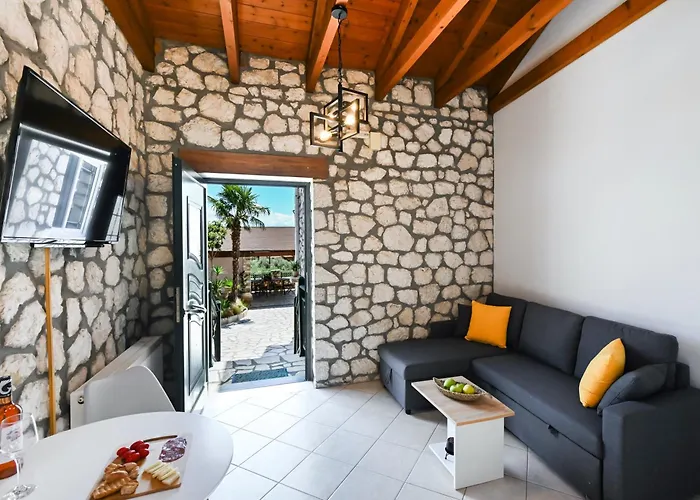 Ninemia Homes 1 By Imagine Lefkada City